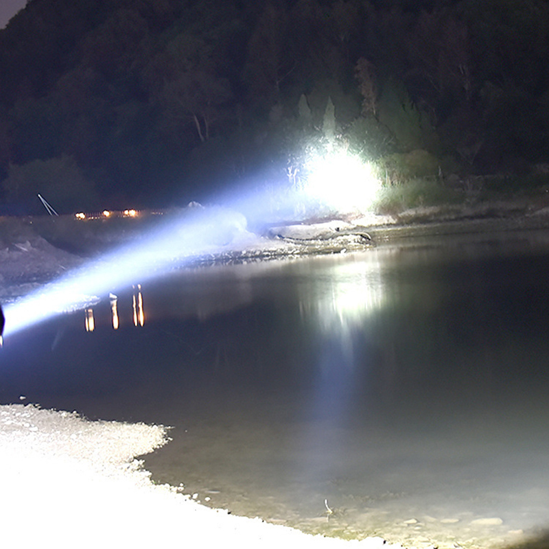 SST40 LED Flashlight Type-C US - مراجعة Edc Day Carry وسعره