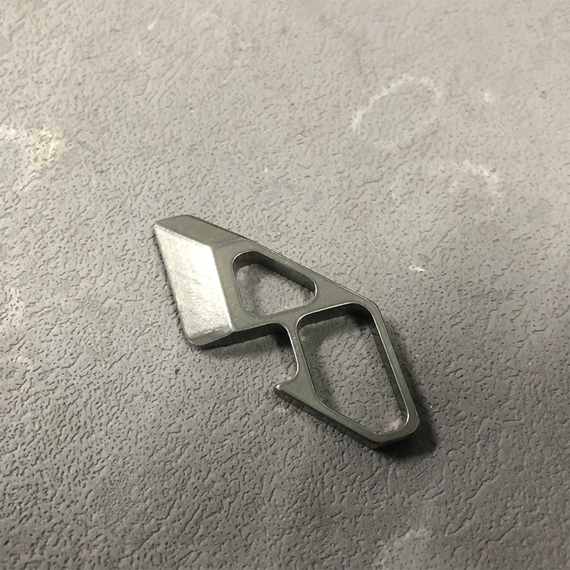 Cnc Multifunctional Titanium A - مراجعة Titanium Pry Bar وسعره