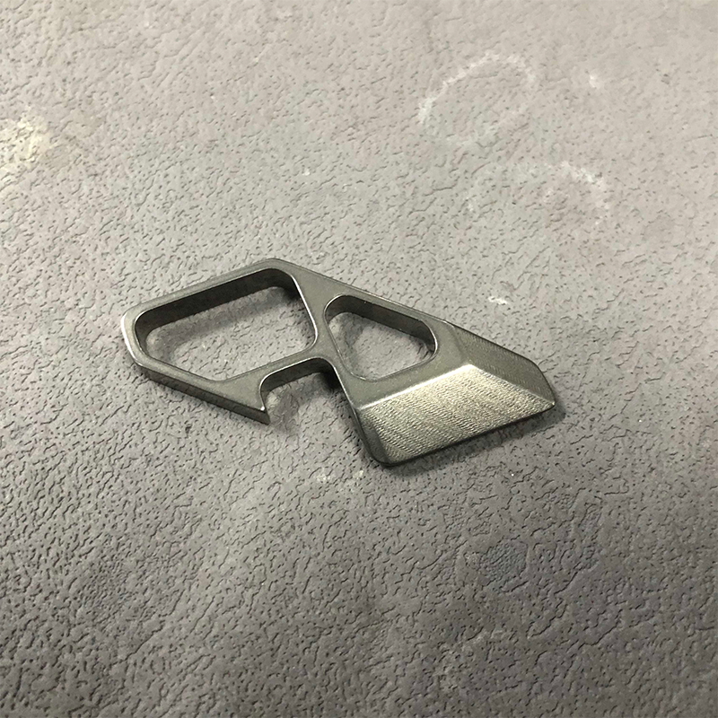 Cnc Multifunctional Titanium A - مراجعة Titanium Pry Bar وسعره