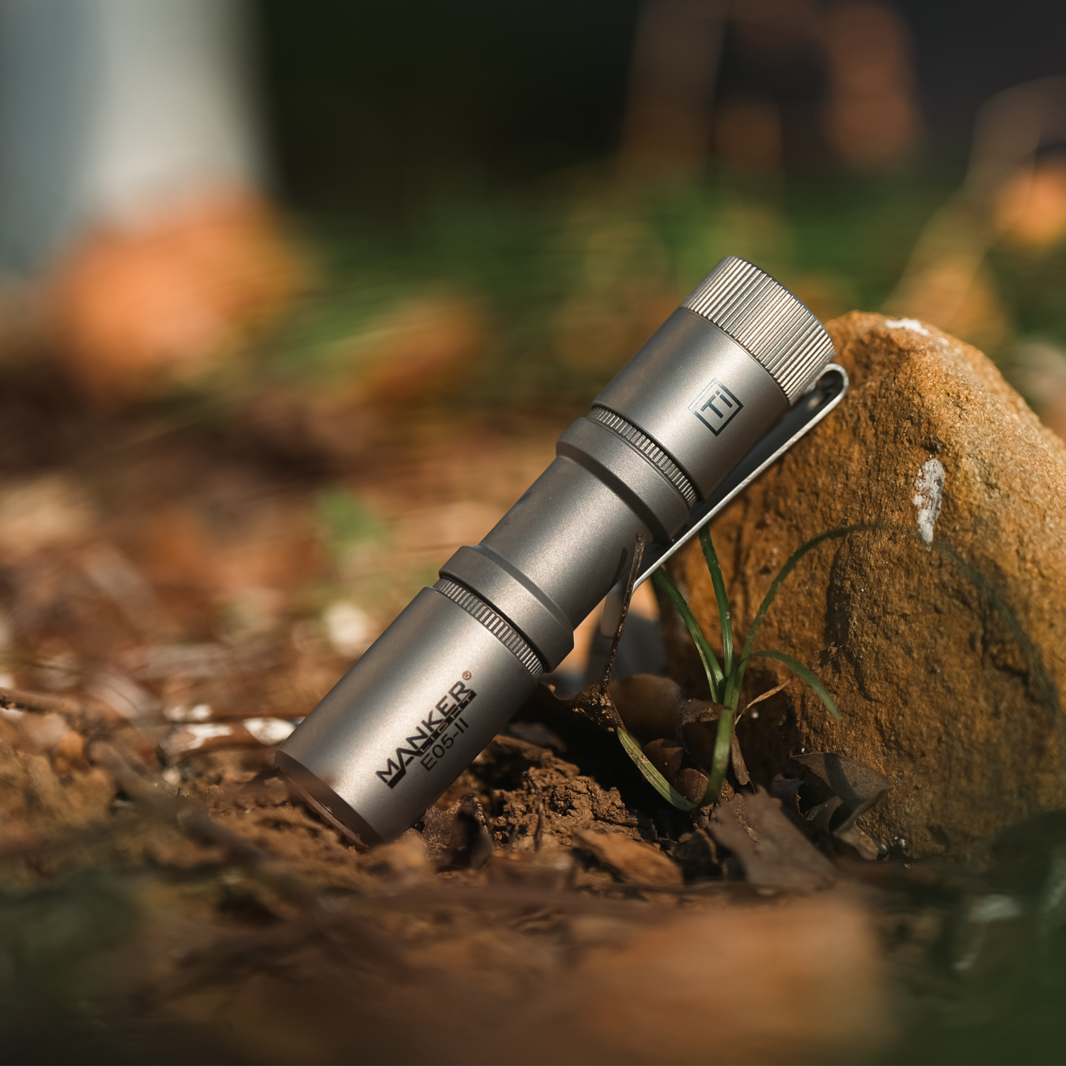 Mankerlight E05 II 1300 Lumens - مراجعة Edc Everyday Carry Gear وسعره
