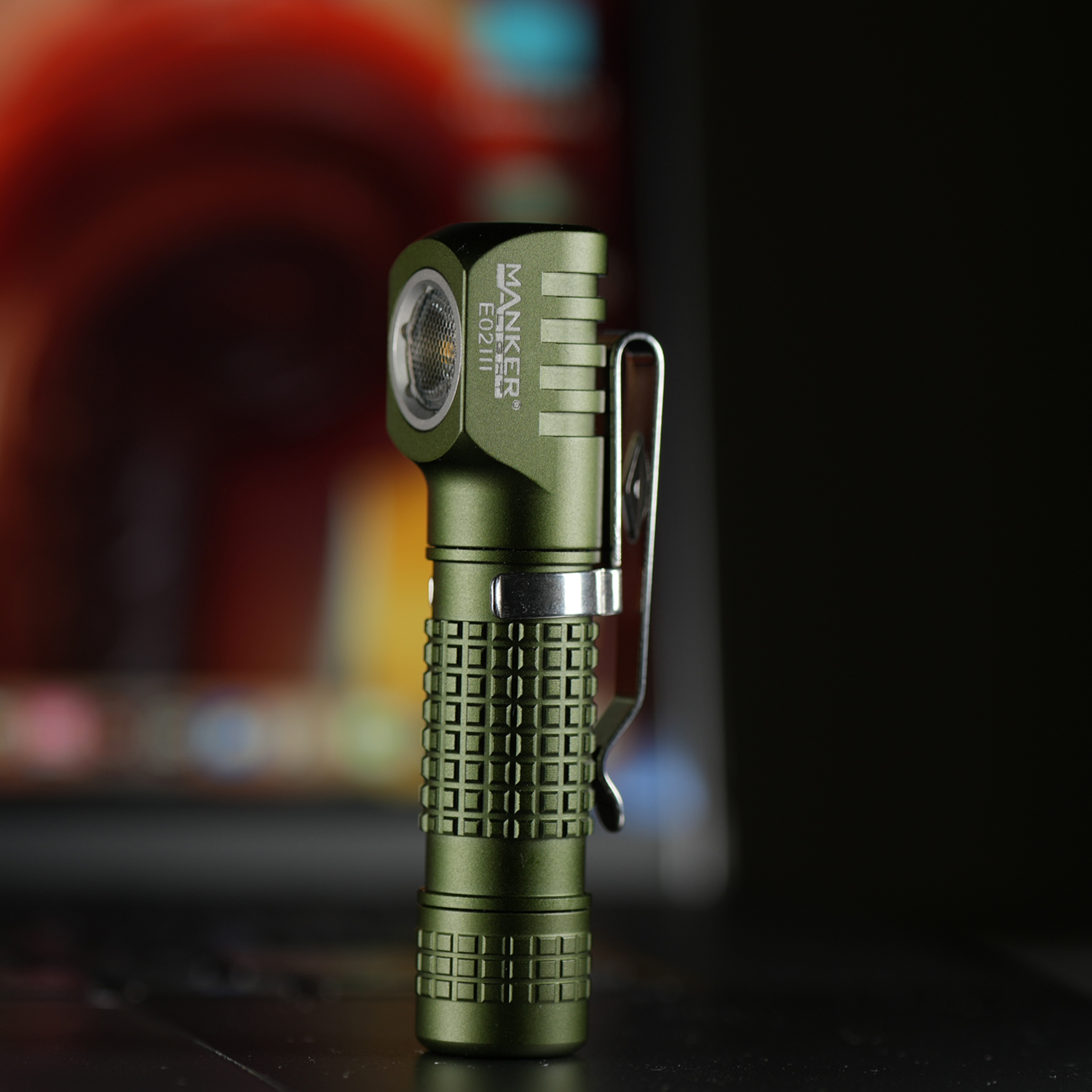 Mankerlight E02 III 560 Lumens - مراجعة Edc Everyday Carry Gear وسعره